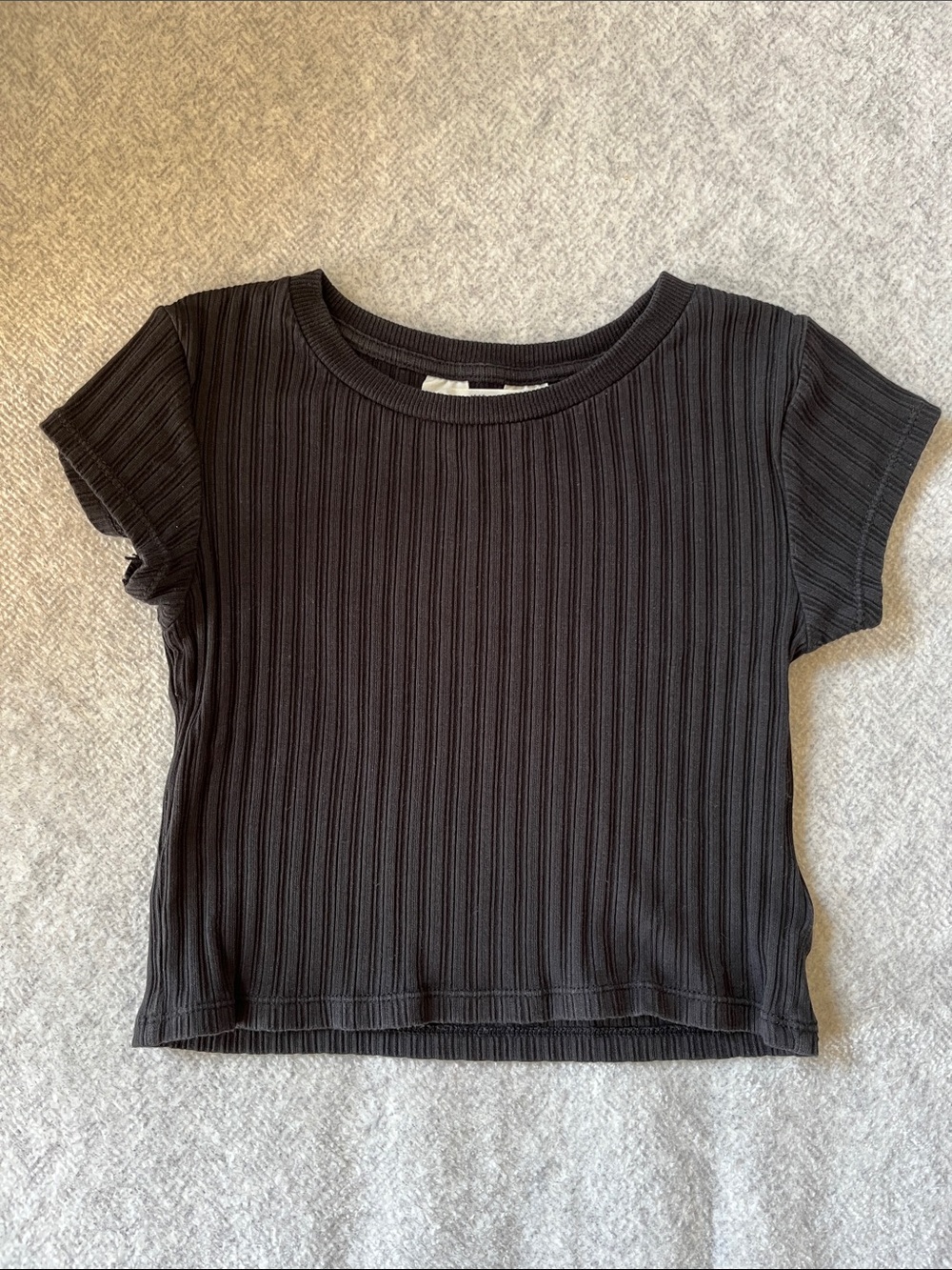 H&M Black Ribbed Short Sleeve Crop Tee